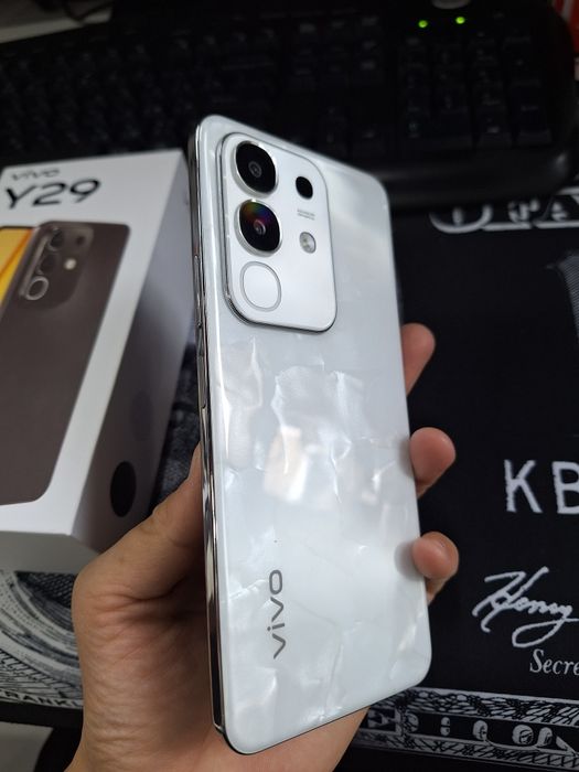 Vivo Y29  Telefon satiladi