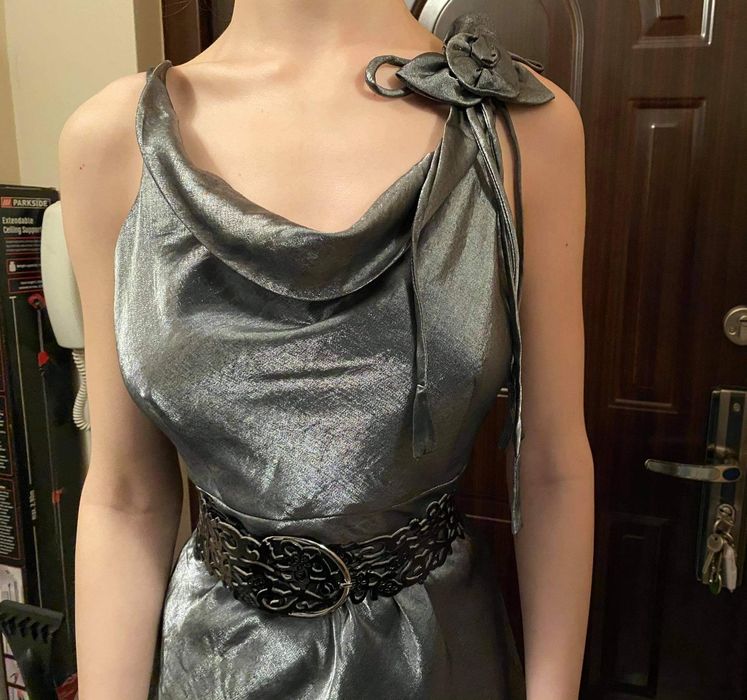 Красива, елегантна, нова рокля. Р-Р S/M