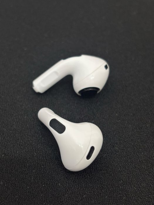 Apple AirPods Pro 2 (оригинал)