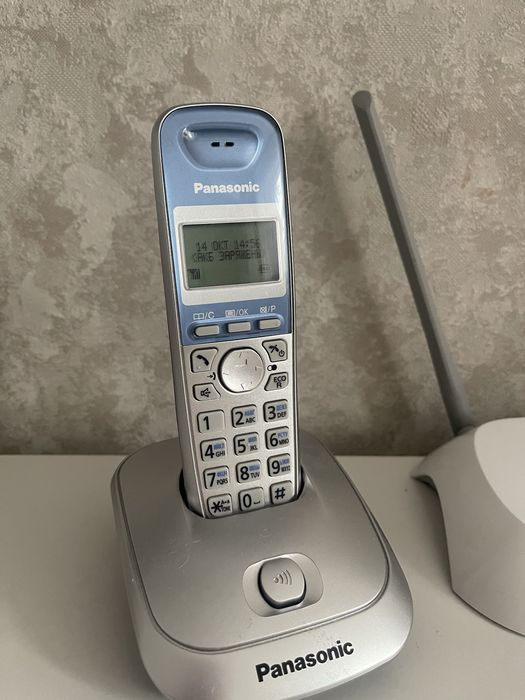 Продам телефон домашний с базой panasonic