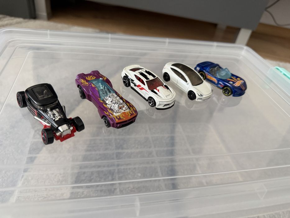 Hot Wheels 40  бр колички