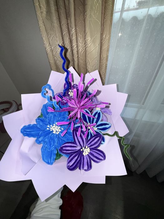 buchet din sarma plusata