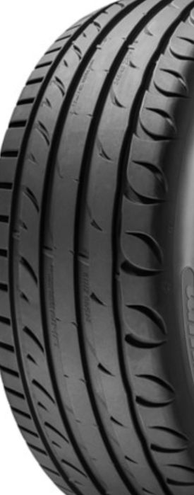 Anvelope vară 215/60 R17
