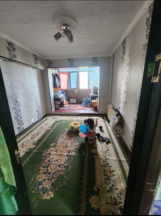 Квартира сотилади Олмазор тумани Кора камиш 2/4 ор.р Тансикбоев бозорч