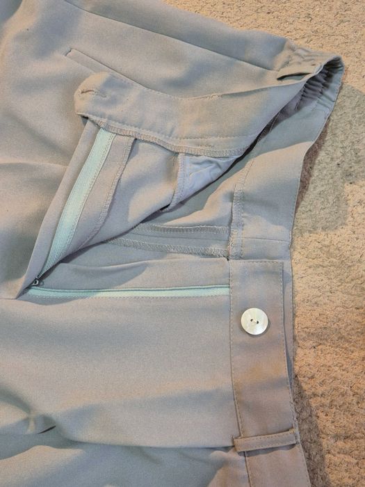 Pantaloni largi, drepți, gri deschis. House of Art, Marime 50