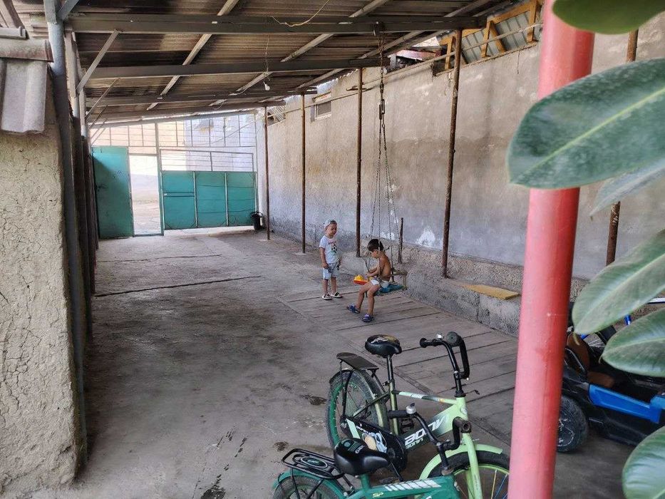 Продается дом в Яшнабадском районе Фергана йули 3,5 сотки 5-комнат