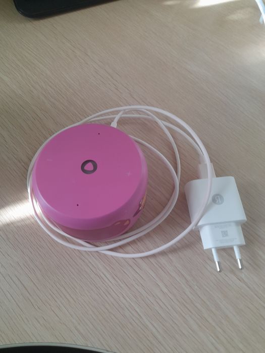 Колонка алиса с часами