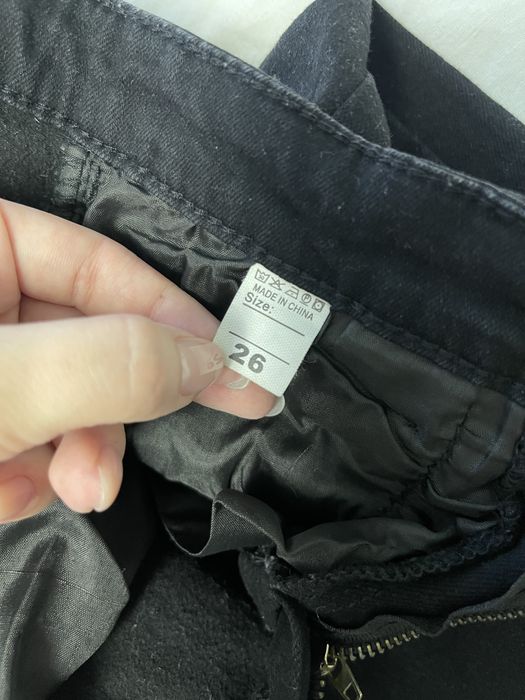 Джинсы с высокой посадкой