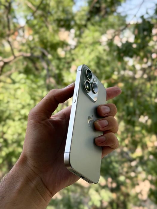 iPhone 15 Pro 256 GB