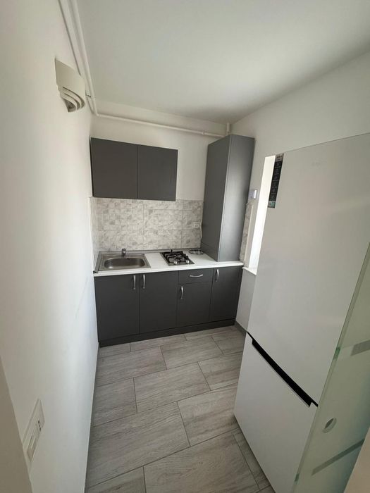 Inchiriez garsoniera (apartament 1 camera), bd.  Independentei