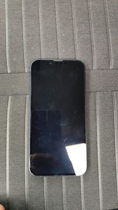 Айфон 14 в хорошем состояний
