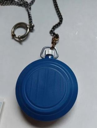 Ceas vechi Ruhla mecanic,de buzunar,anii 70,de colectie,păstrat ca Nou