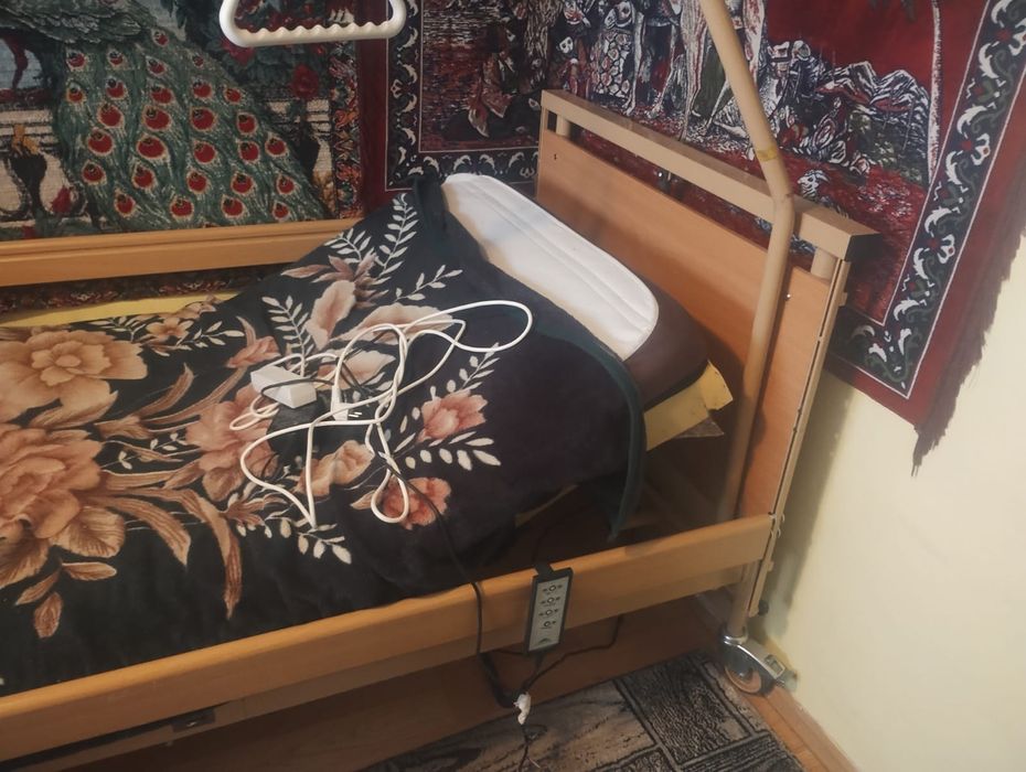 Vand pat pentru oameni bolnavi  imobilizati la pat