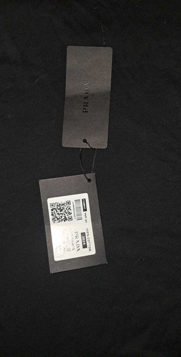 Tricou Prada(eticheta,cod qr si codurile de cand l am cumparat (L)