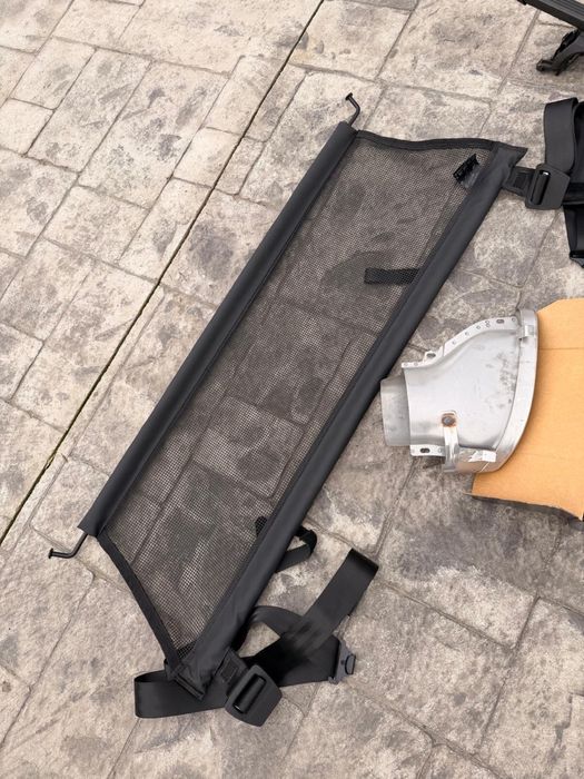 De vanzare totul la paket