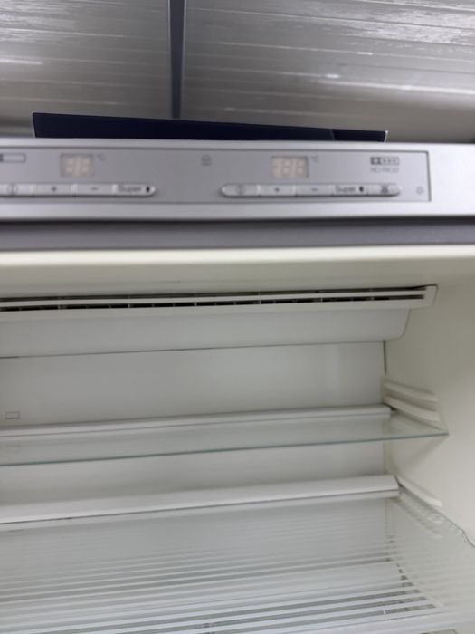 Хладилник с фризер А++ No Frost Germnay Гаранция