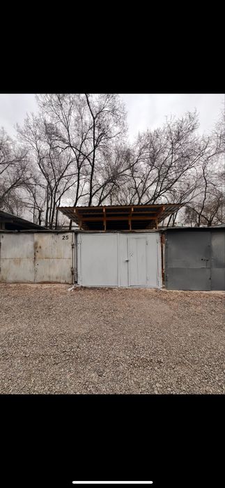 Гараж капитальный,
