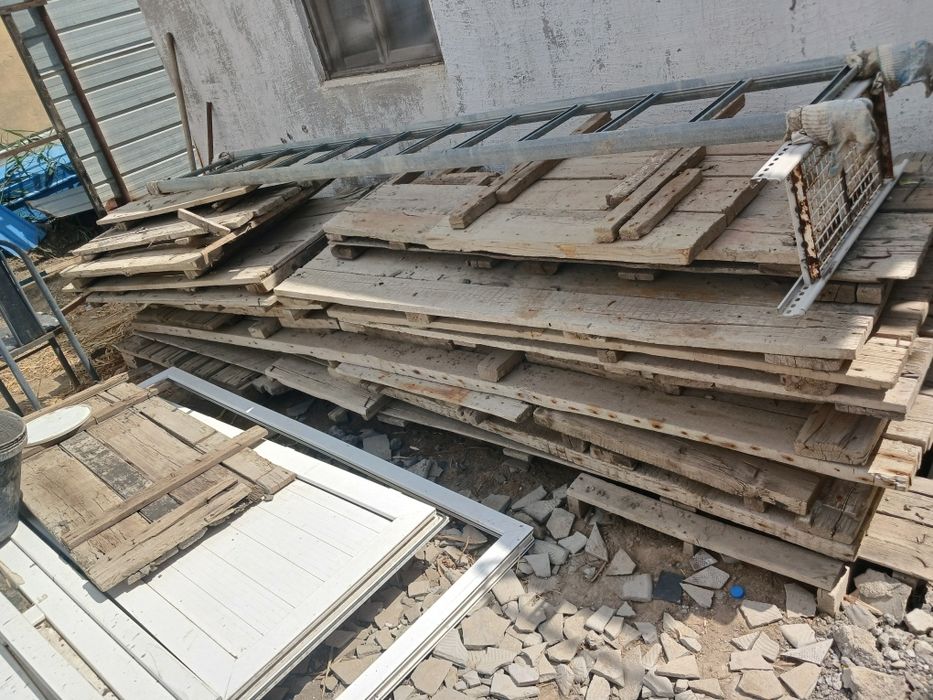 Опалубка деревянный.