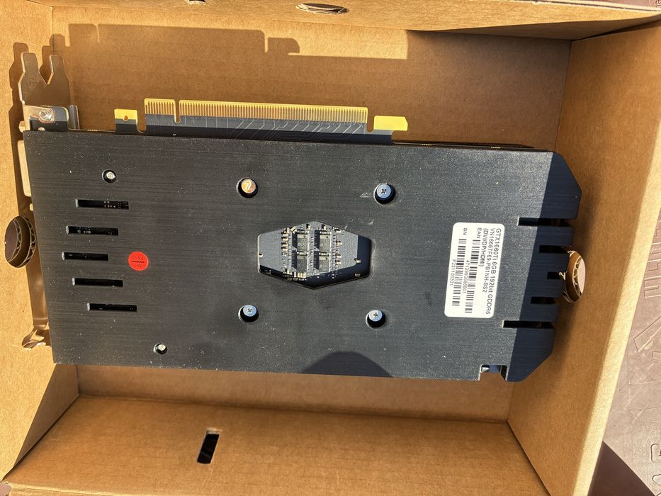 Vând Placa Video Biostar NVIDIA GeForce GTX 1660 Ti 6 GB GDDR6