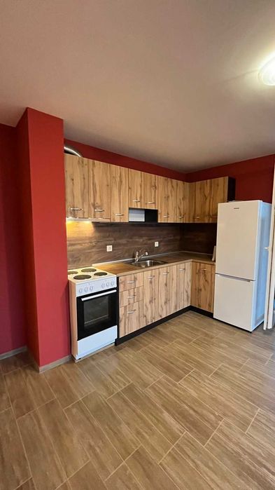 Дава се под наем Тристаен апартамент в София, Център - 90 кв.м за 650 € - Снимка #1