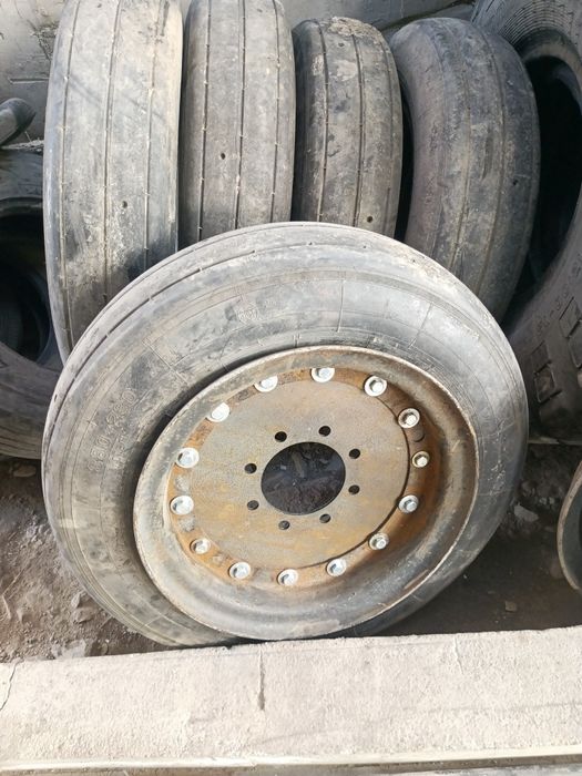 Шины на ПТС 4, на тележку