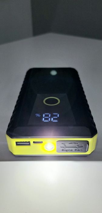 Стартер бустер STSCELT DY51 - Джъмп стартер за автомобили