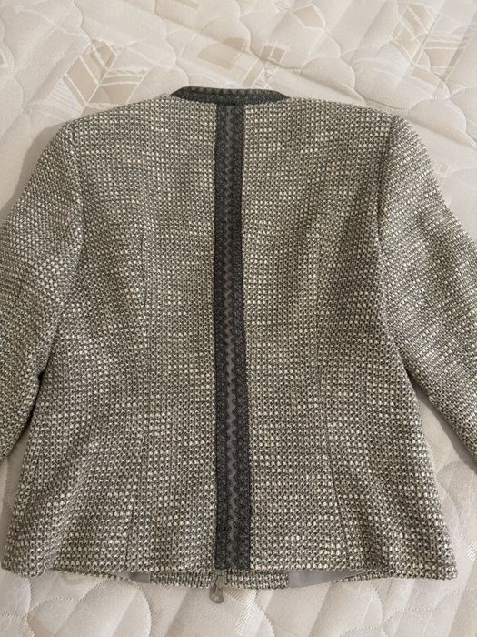 Сако тип Шанел от Роси фешън