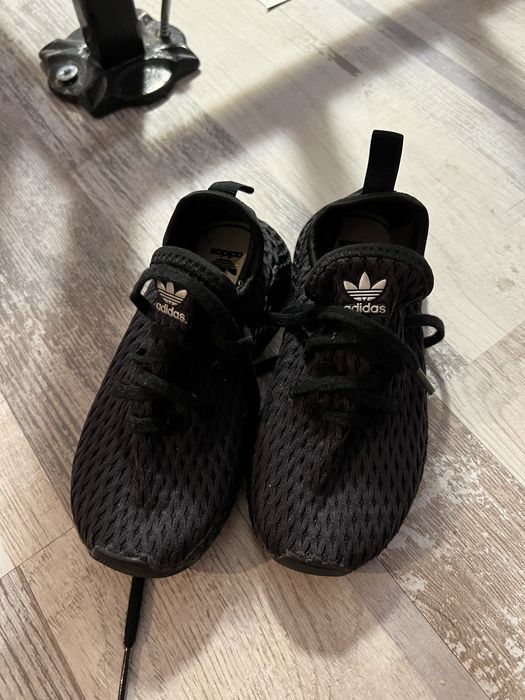 Adidasi adidas marimea 24-25