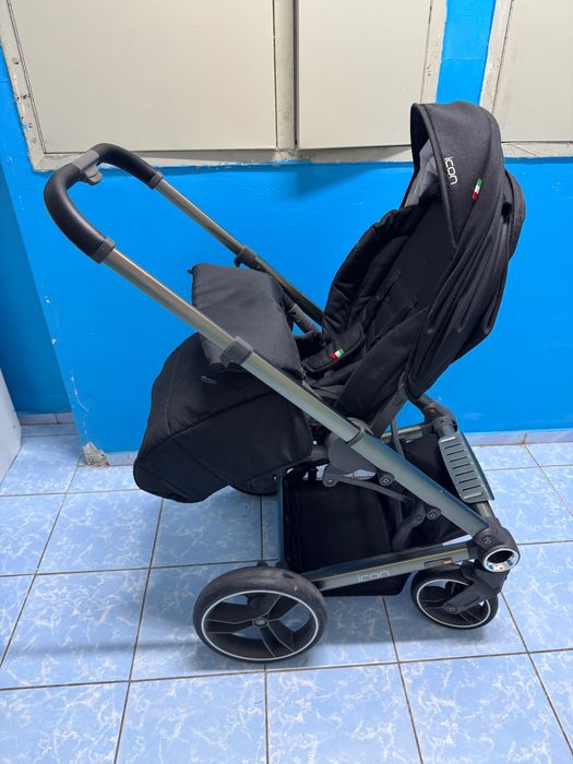 Продам детскую коляску