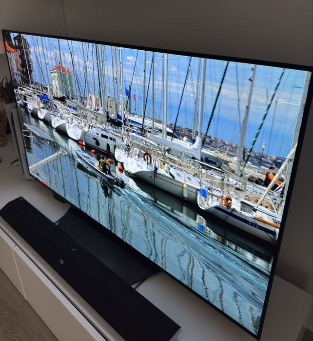 Televizor LG OLED ( 139 cm -100hz)