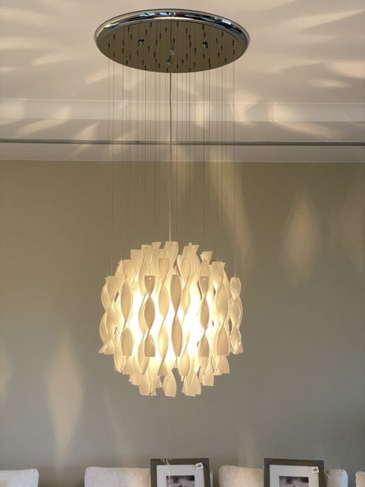 Изключително красив дизайнерски  стъклен лампион