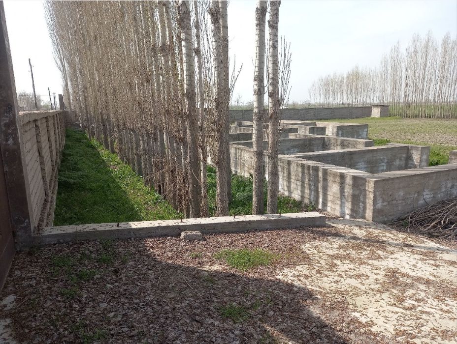 Участка сотилади