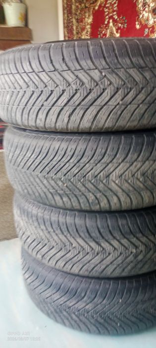 Срочно продам диска балон + колпаки R15