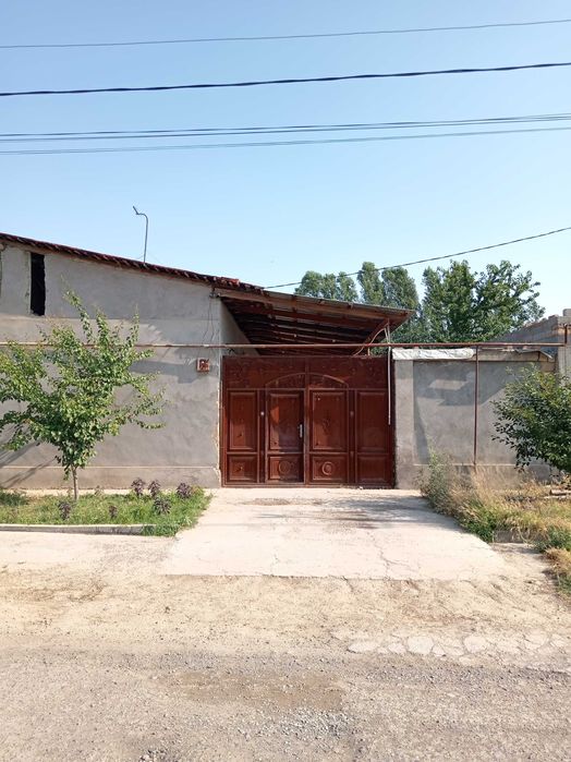 Hovli sotiladi Toshkent tumanida