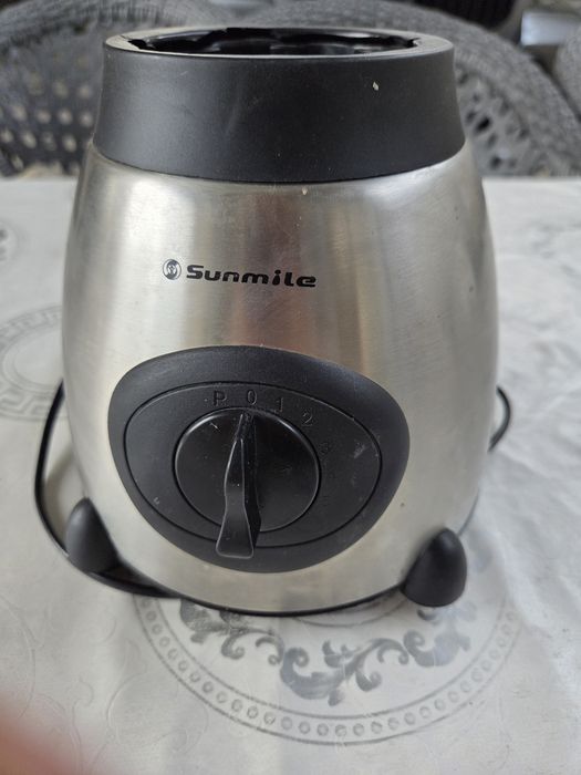 Продам б/у соковыжималку