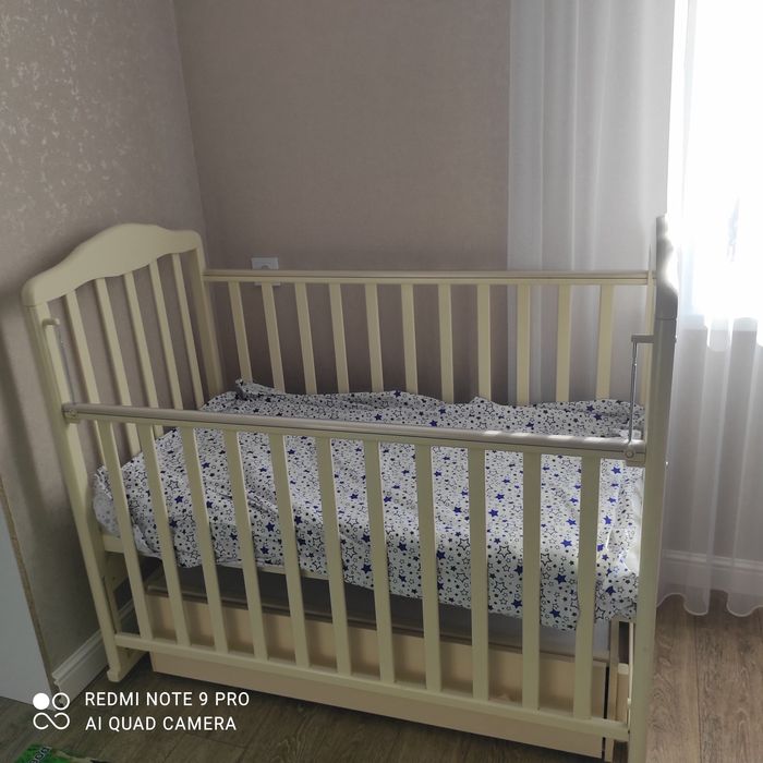 Детская кроватка