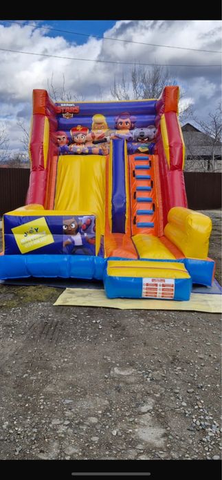 Tobogan gonflabil pentru petreceri private