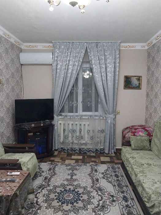 Продаётся однокомнатная квартира переделанная в двухкомнатнуюв