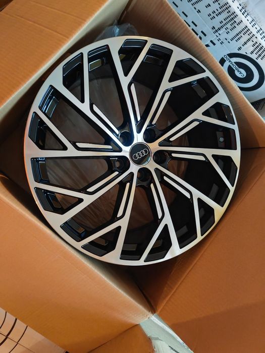 Vand jante de aliaj pentru Audi pe 20 marca carbonado