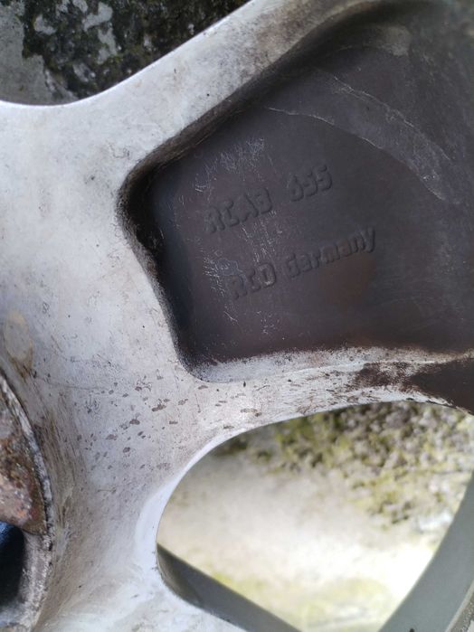 Джанти 15 сола. Във добро състояние няма кривини или заварки