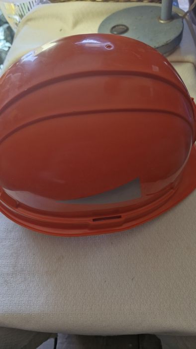 Каска для безопасности