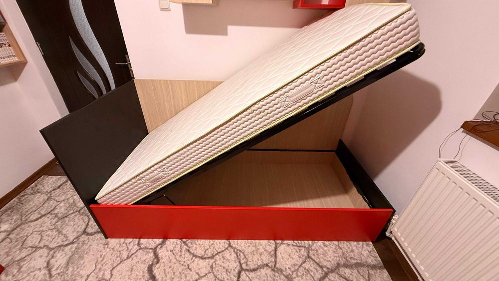 Pat din pal cu somieră şi saltea incluse