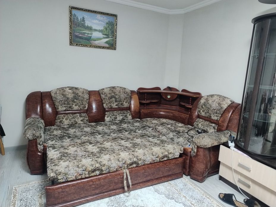 Продам диван 2,5м
