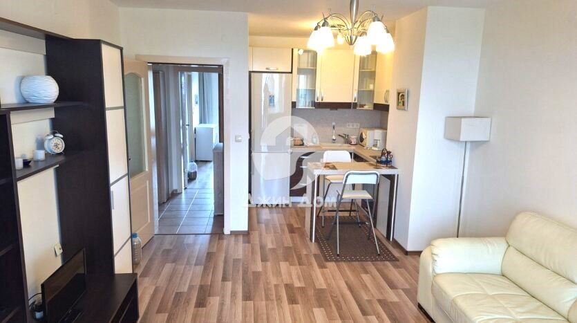 Продава се Тристаен апартамент в к.к. Елените - 117 кв.м за 1274 €/кв.м - Снимка #2