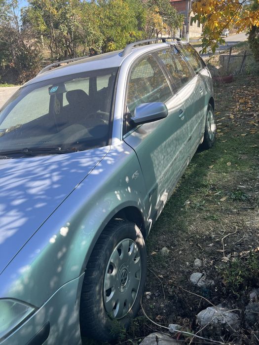 Vand volkswagen passat 1.6 benzina