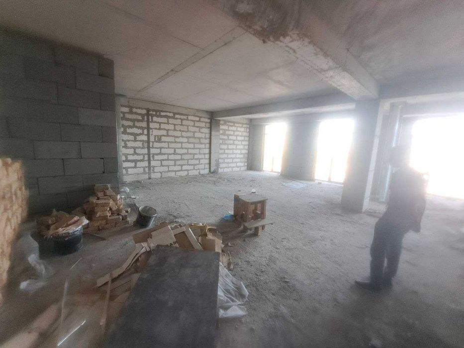 Яккасарой 9 этаж - 99 кв.