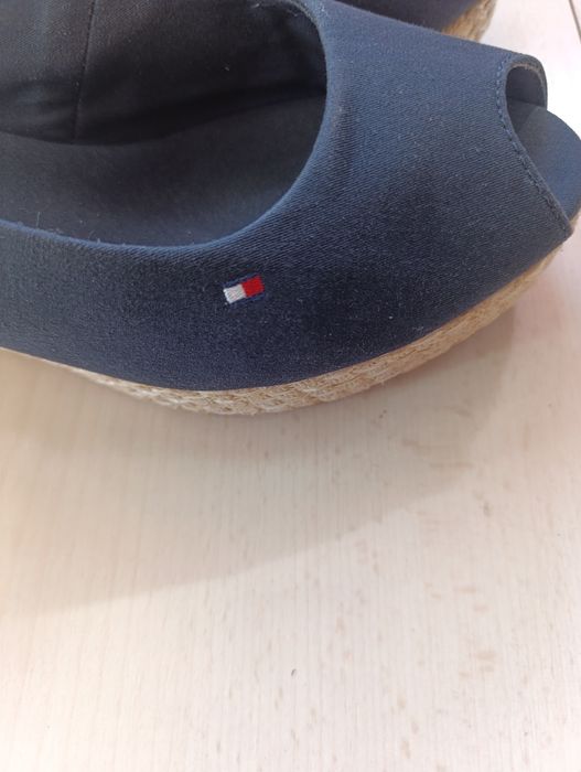 Дамски сандали на платформа 39