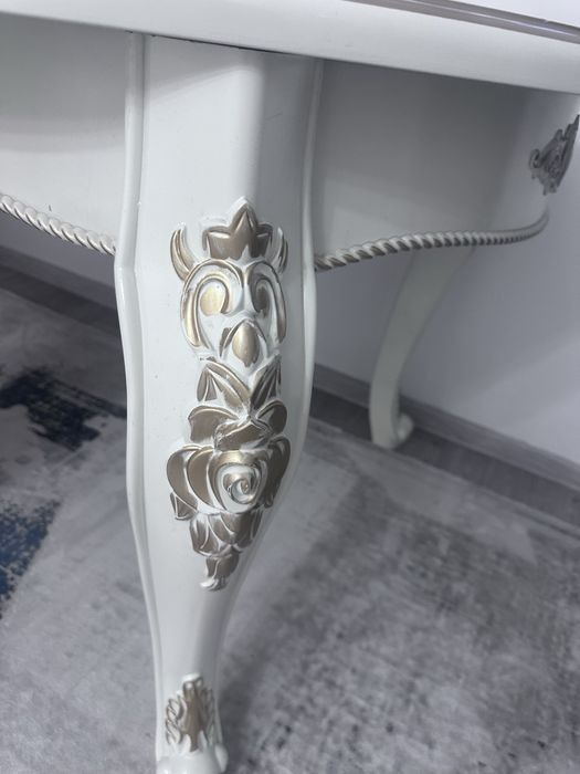 Продам стул со стульями