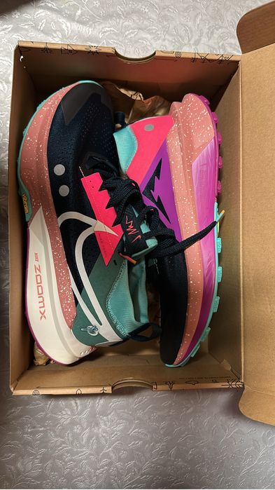 De vânzare adidași