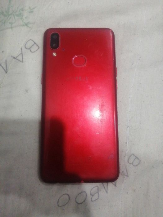 Самсун а10s с минусами